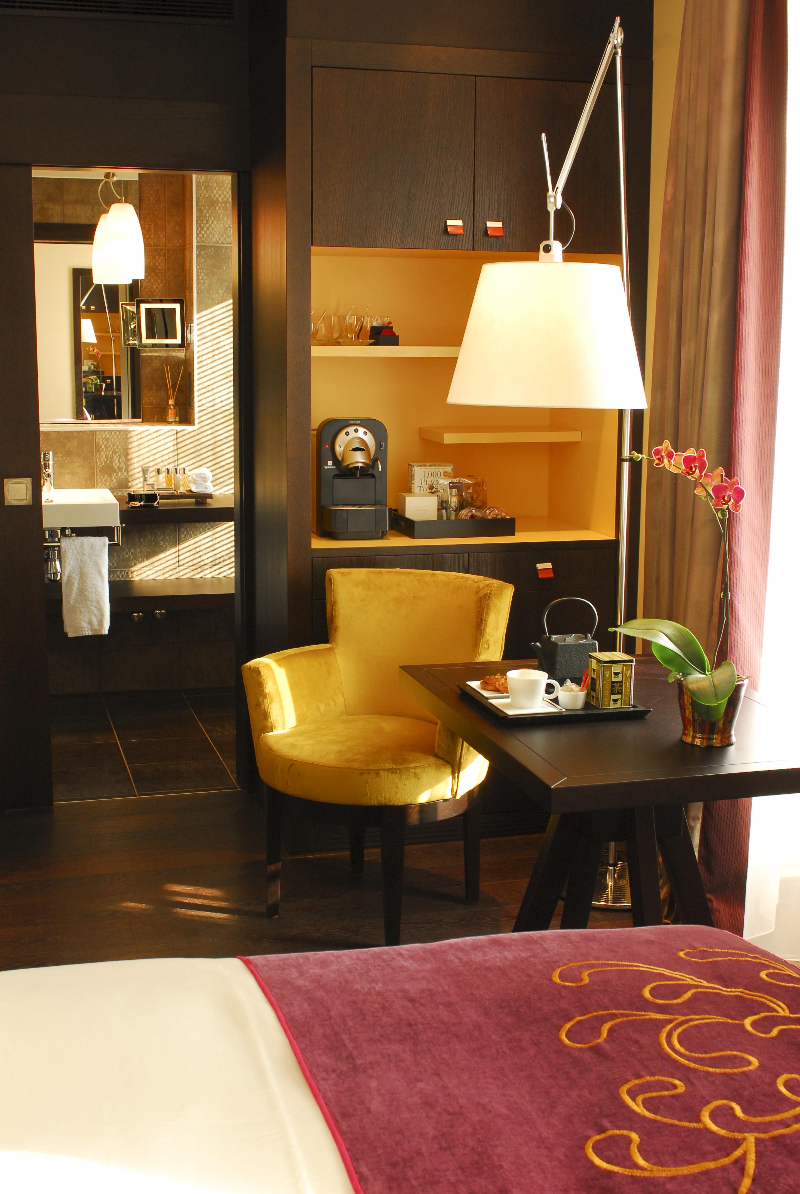 Eastwest Hotel By Malone Geneva Room photo